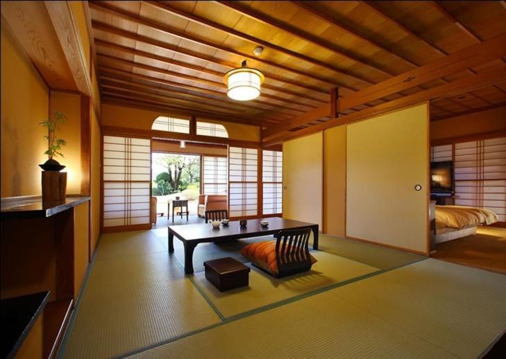 Wajoen Hotel Fuefuki Szoba fotó